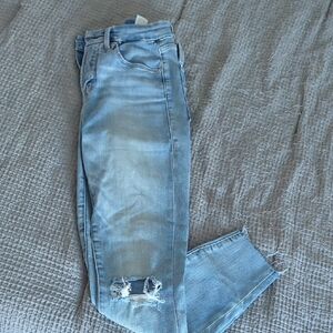 Good American Light Blue Cropped Jeans